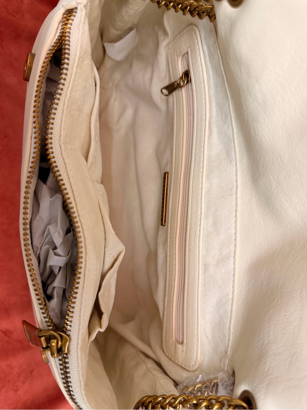 Steve Madden Cream Shoulder Bag with Gold Chain - Picture 5 of 6